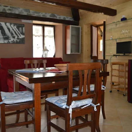 Apartment Curnet *